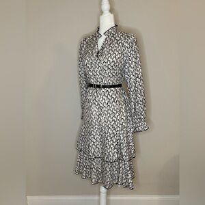 Women’s Black & White Printed Tiered Long-Sleeve Dress